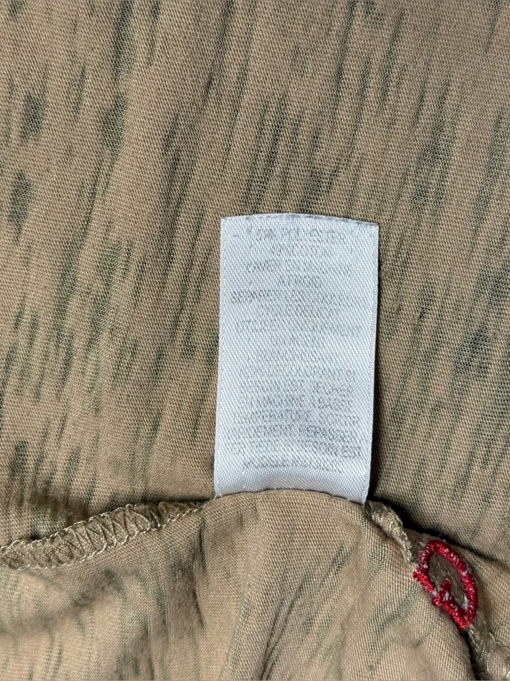 GUESS Men’s Short Sleeve Graphic Pocket Tee - Tan - Picture 6 of 6